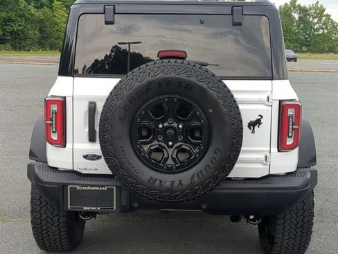 Certified 2025 Ford Bronco Badlands AWD/4WD image 5