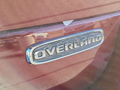 Used 2022 Jeep Grand Cherokee Overland w/ Advanced Protech Group III image 6