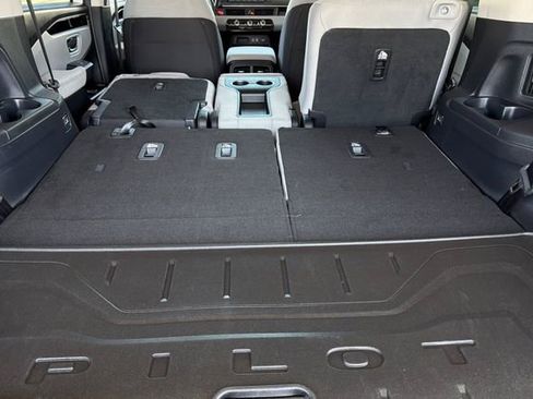 Certified 2024 Honda Pilot LX image 20