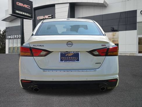 Used 2023 Nissan Altima 2.5 SR w/ SR Premium Package AWD/4WD image 25