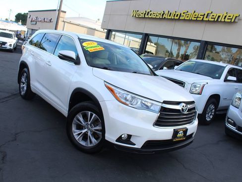 Used 2015 Toyota Highlander Plus AWD/4WD image 39