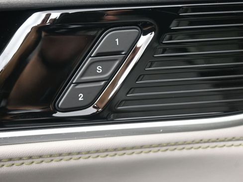 New 2026 Jeep Grand Wagoneer Limited AWD/4WD image 21