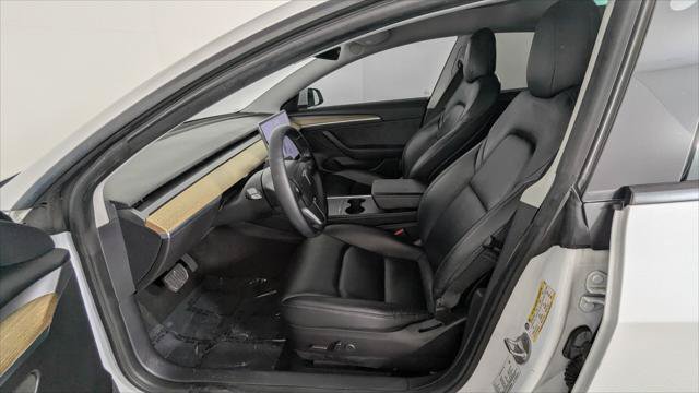 Used 2021 Tesla Model 3 Standard Range Plus RWD image 13