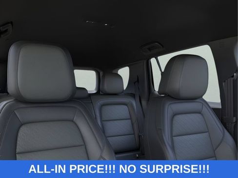 New 2026 Chevrolet Equinox LT w/ Convenience Package II FWD image 24