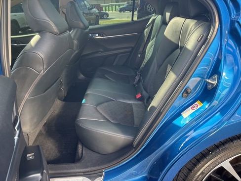 Used 2018 Toyota Camry XSE image 24