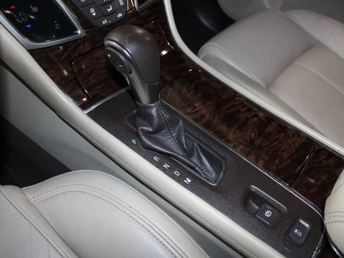 Used 2016 Buick LaCrosse Sport Touring w/ Experience Buick Package FWD image 20