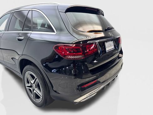 Used 2022 Mercedes-Benz GLC 300 w/ AMG Line image 19
