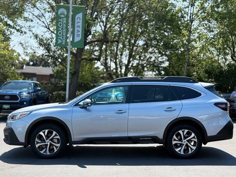 Used 2020 Subaru Outback Limited XT AWD/4WD image 2