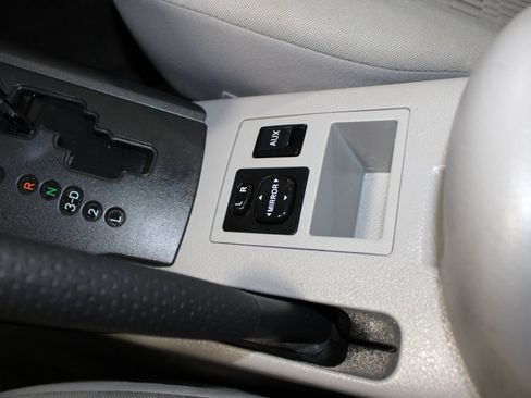 Used 2011 Toyota RAV4 2WD w/ Base L4 Extra Value Pkg image 16