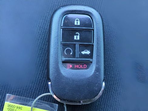 Used 2022 Honda Civic Sport image 27