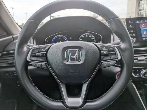Used 2021 Honda Accord Touring image 17