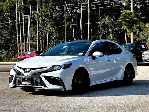 Used 2023 Toyota Camry XSE w/ Navigation Package image 4