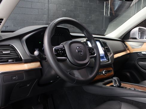 Used 2023 Volvo XC90 B6 Plus w/ Protection Package Premier AWD/4WD image 31