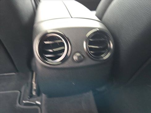 Used 2019 Mercedes-Benz GLC 300 4MATIC Coupe image 14