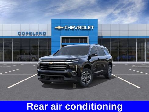 New 2027 Chevrolet Traverse LT FWD image 9