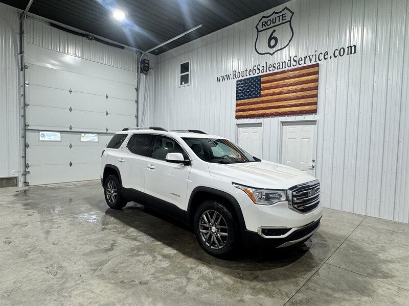 Used 2017 GMC Acadia SLT AWD/4WD image 1