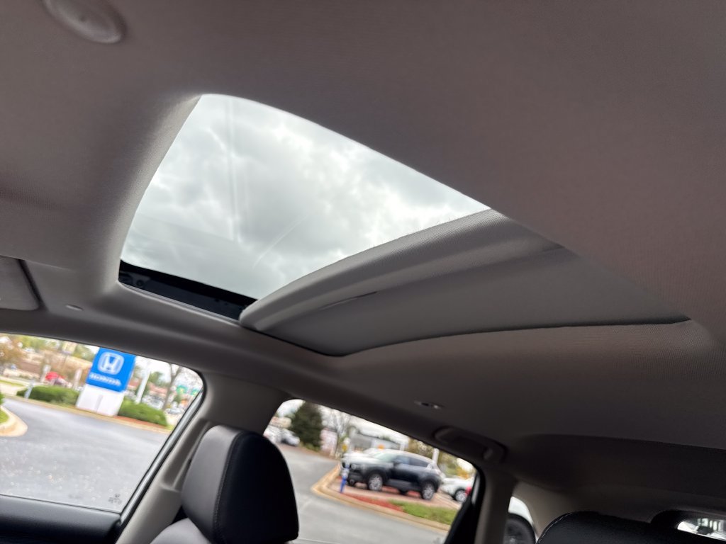 Used 2024 Honda HR-V EX-L image 16