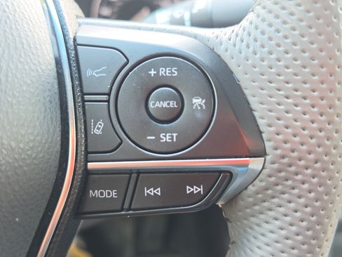 Used 2022 Toyota Avalon Limited w/ Advanced Safety Package FWD image 14