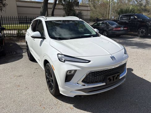 Certified 2024 Buick Encore GX Avenir w/ Avenir Convenience Package image 1