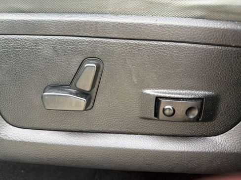 Used 2017 RAM 1500 Big Horn image 16