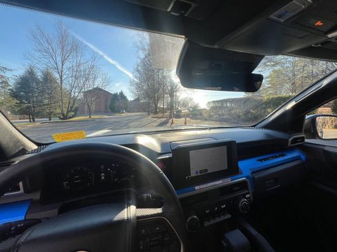 Used 2025 Nissan Altima 2.5 SR image 27