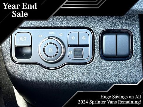 New 2024 Mercedes-Benz Sprinter 144 Cargo image 16