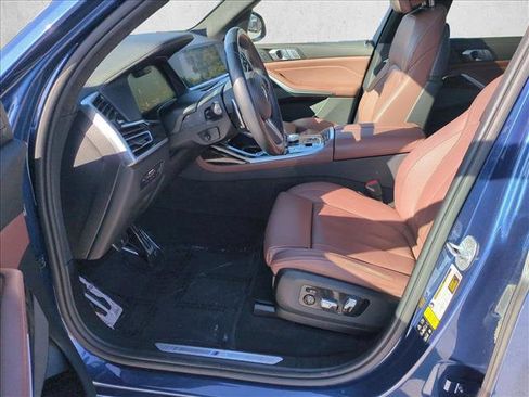 Used 2019 BMW X7 xDrive40i w/ Premium Package AWD/4WD image 17