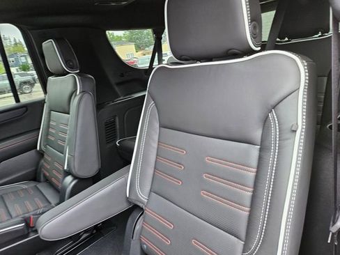 New 2026 GMC Yukon XL AT4 Ultimate AWD/4WD image 17