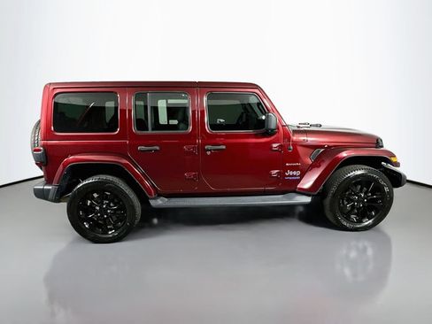 Used 2021 Jeep Wrangler Unlimited Sahara w/ Cold Weather Group AWD/4WD image 7