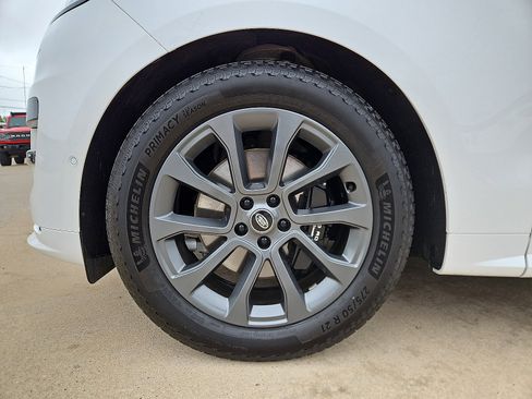 Used 2024 Land Rover Range Rover Sport Dynamic SE image 5