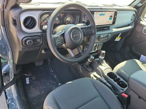 New 2026 Jeep Gladiator Sport AWD/4WD image 12