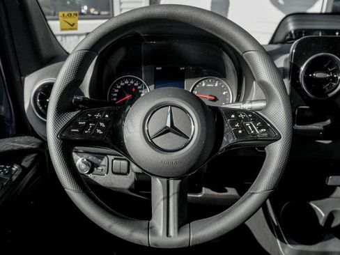 Used 2026 Mercedes-Benz Sprinter 2500 image 15