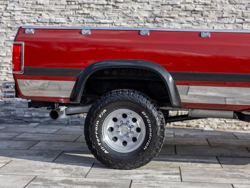 Used 1993 Dodge D/W Truck 250 image 11