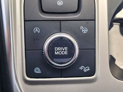 Used 2021 Ford Explorer Platinum w/ Equipment Group 601A AWD/4WD image 36