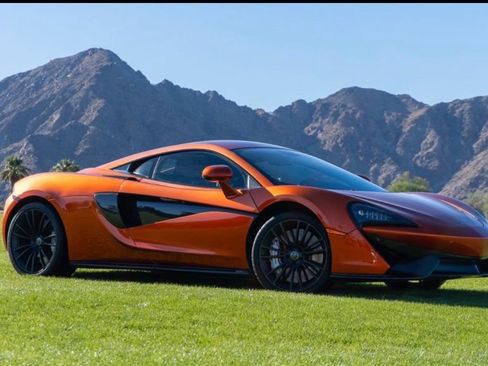 Used 2016 McLaren 570S Coupe RWD image 5