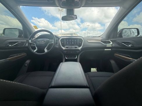 Used 2023 GMC Acadia SLE w/ Driver Convenience Package FWD image 24