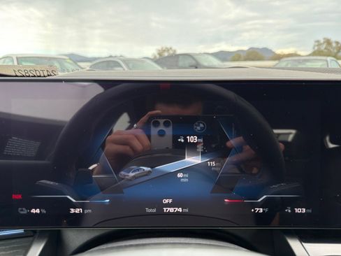 Used 2025 BMW i5 M60 w/ Premium Package AWD/4WD image 7