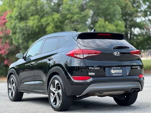 Used 2016 Hyundai Tucson Limited w/ Option Group 03 AWD/4WD image 7