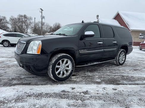 Used 2008 GMC Yukon XL Denali image 10