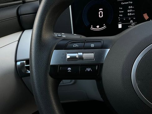 Used 2025 Hyundai Tucson SEL image 34