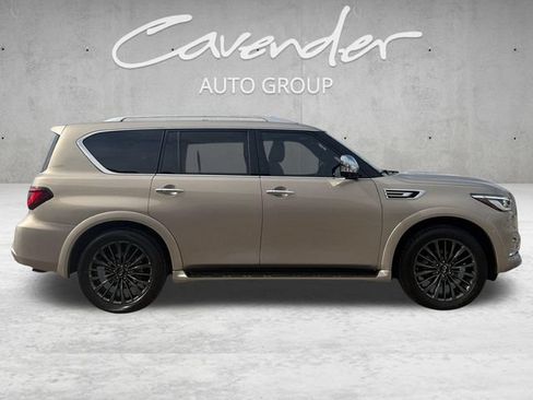 Used 2023 INFINITI QX80 Sensory w/ Cargo Package AWD/4WD image 17