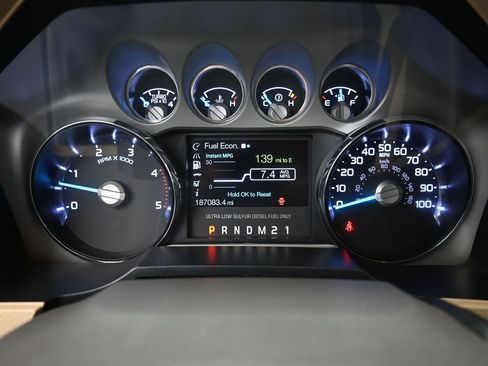 Used 2015 Ford F250 Lariat w/ Lariat Ultimate Package image 3