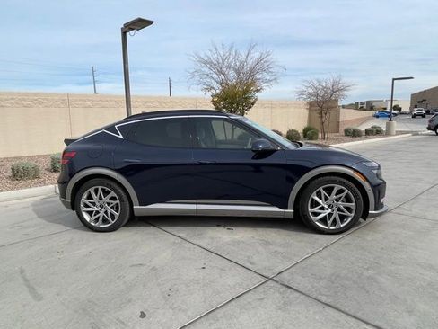 Used 2025 Genesis GV60 Advanced image 2