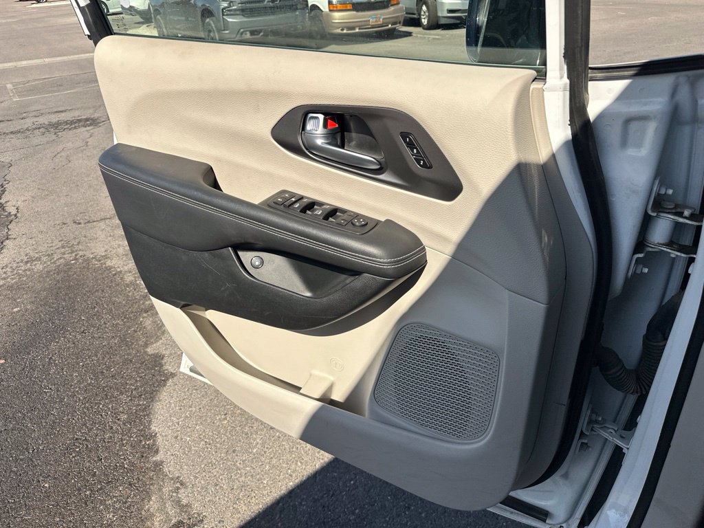 Used 2024 Chrysler Pacifica Limited FWD image 20