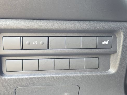 Used 2025 Mitsubishi Outlander SE AWD/4WD image 27