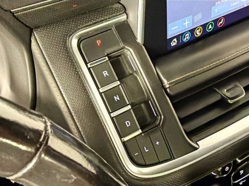 Used 2021 GMC Yukon AT4 w/ AT4 Premium Plus Package image 17