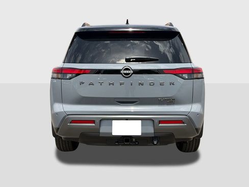 New 2026 Nissan Pathfinder Platinum w/ Cargo Package AWD/4WD image 4