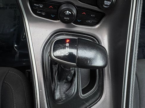 Used 2020 Dodge Challenger R/T RWD image 22