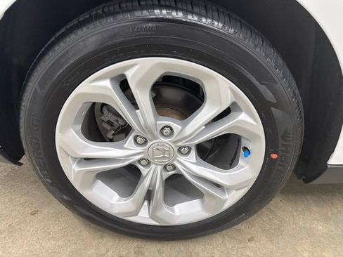 Used 2023 Honda Accord LX image 11