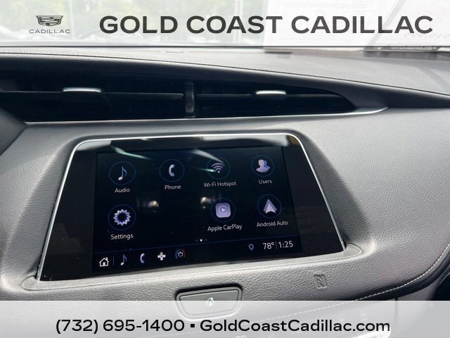 Used 2019 Cadillac XT4 Premium Luxury w/ Cold Weather Package FWD image 17